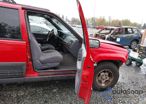 1996 Jeep Grand Cherokee Laredo из США, поврежденный, VIN 1J4EZ58S8TC102738